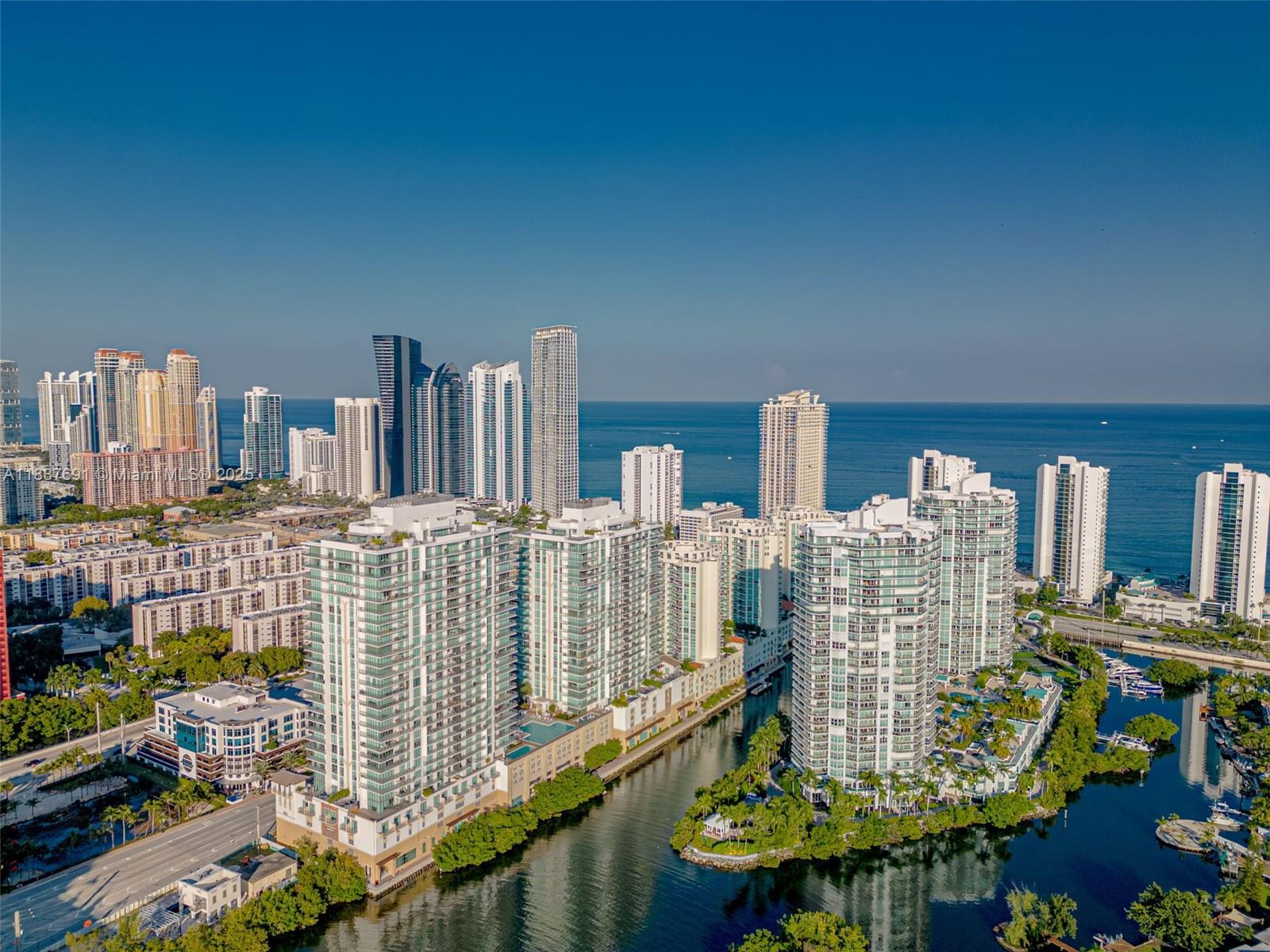 5-2204 4 / 5 3084 sq. ft. $ 2025-09-30 0 foto