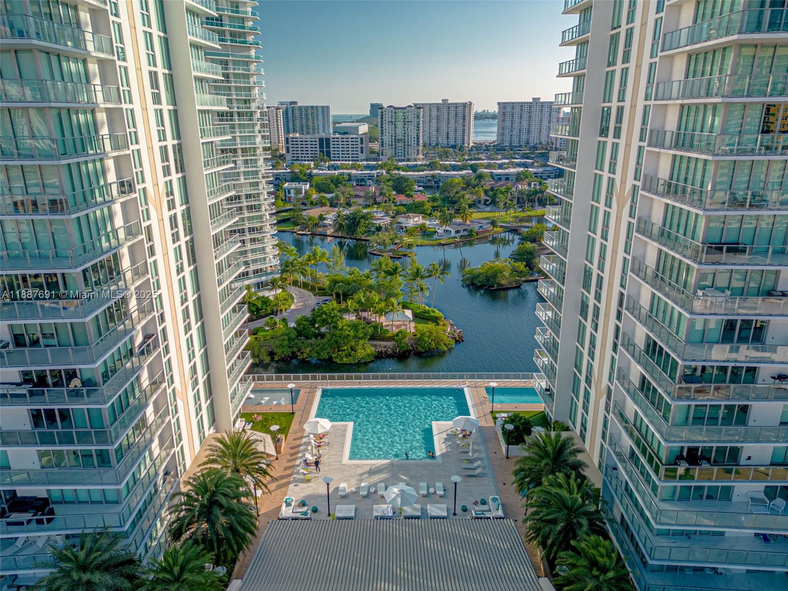 5-2204 4 / 5 3084 sq. ft. $ 2025-09-30 0 foto