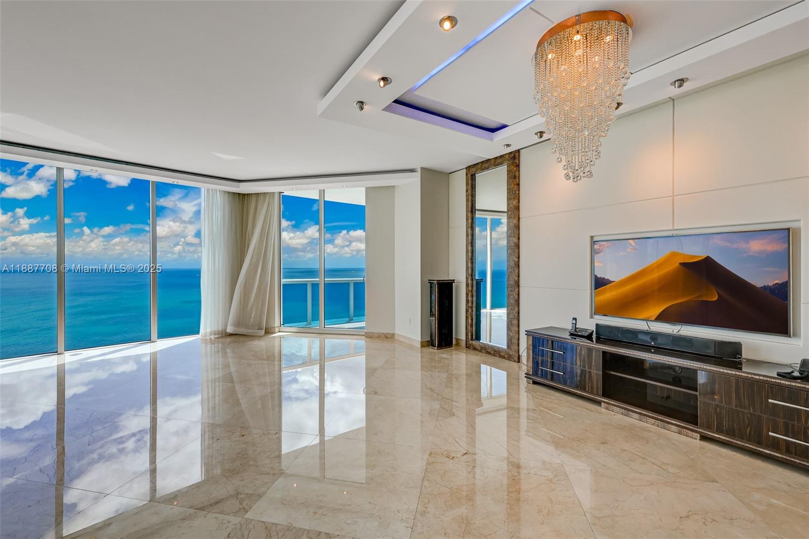 Photo of 2711 Ocean Dr  #3705, Hollywood, Florida, 33019 - 