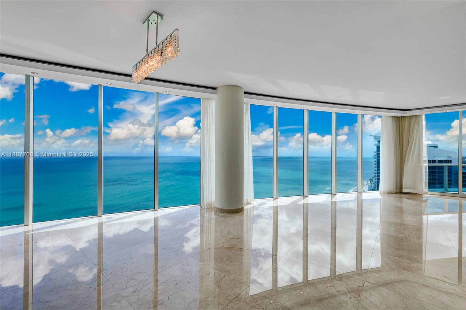 Photo of 2711 Ocean Dr  #3705, Hollywood, Florida, 33019 - 