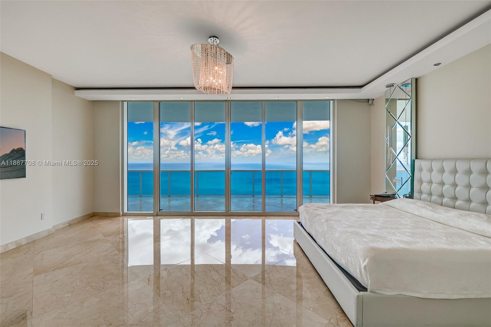 Photo of 2711 Ocean Dr  #3705, Hollywood, Florida, 33019 - 