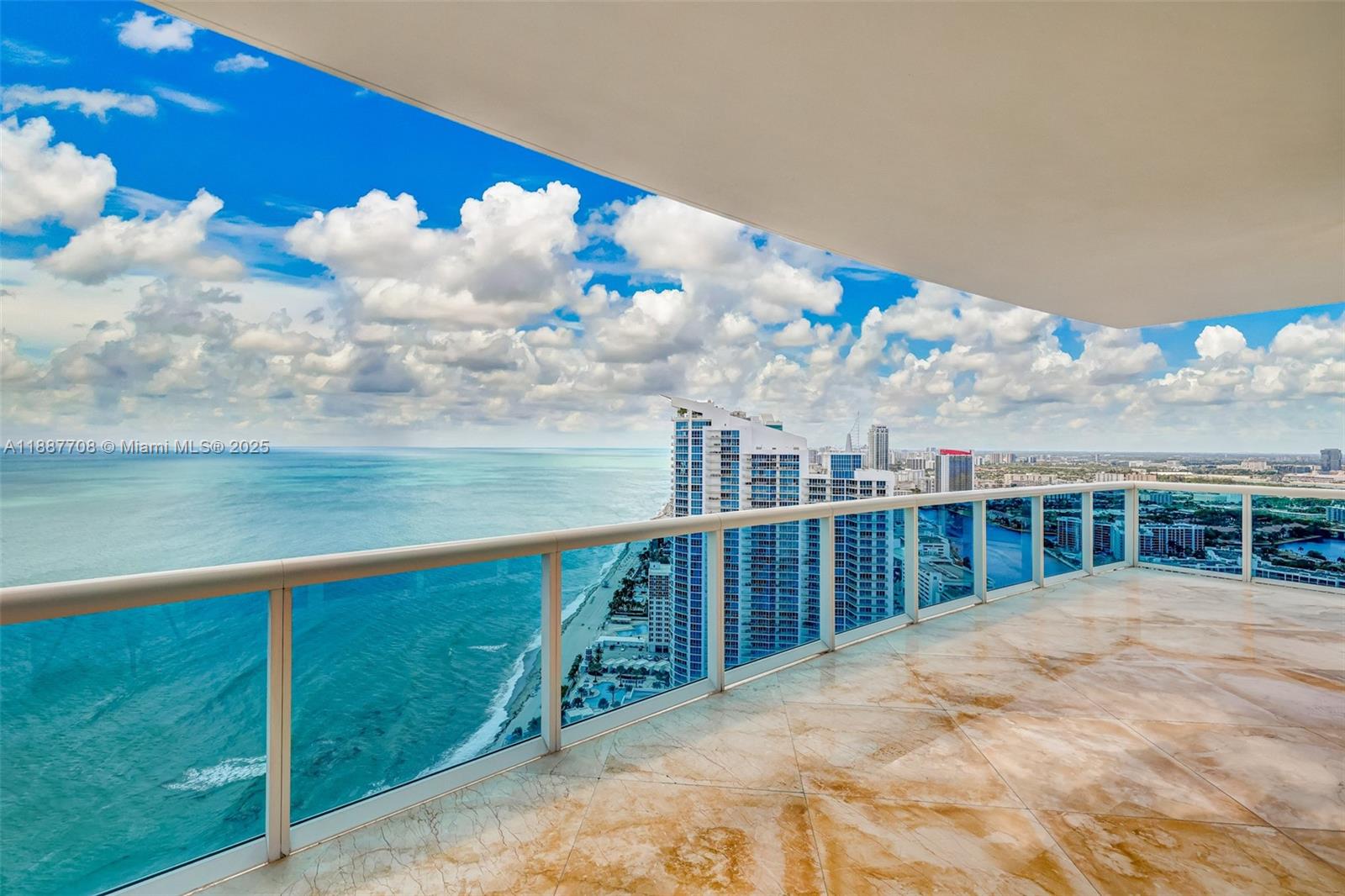 Photo of 2711 Ocean Dr  #3705, Hollywood, Florida, 33019 - 