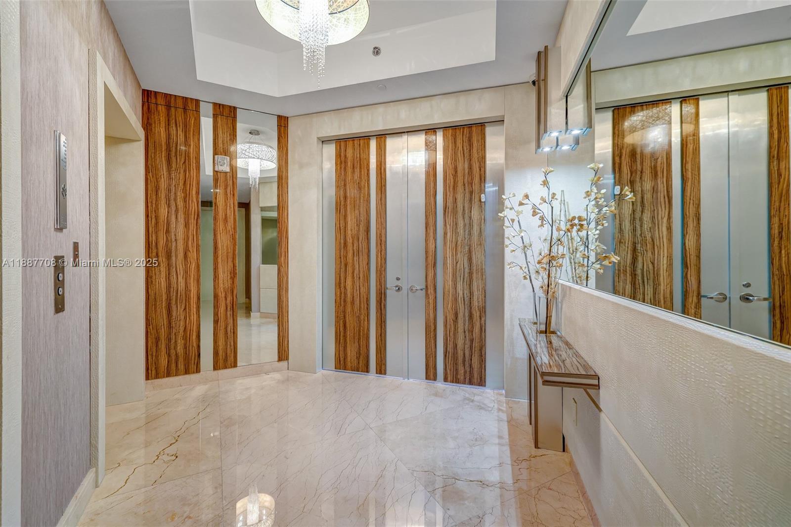 Photo of 2711 Ocean Dr  #3705, Hollywood, Florida, 33019 - 