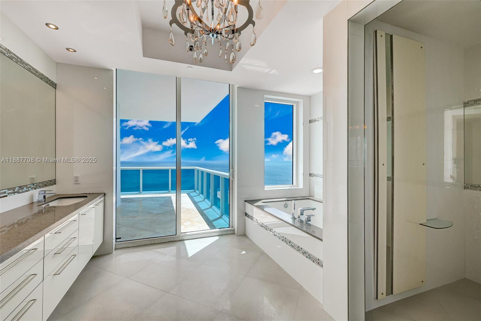 Photo of 2711 Ocean Dr  #3705, Hollywood, Florida, 33019 - 