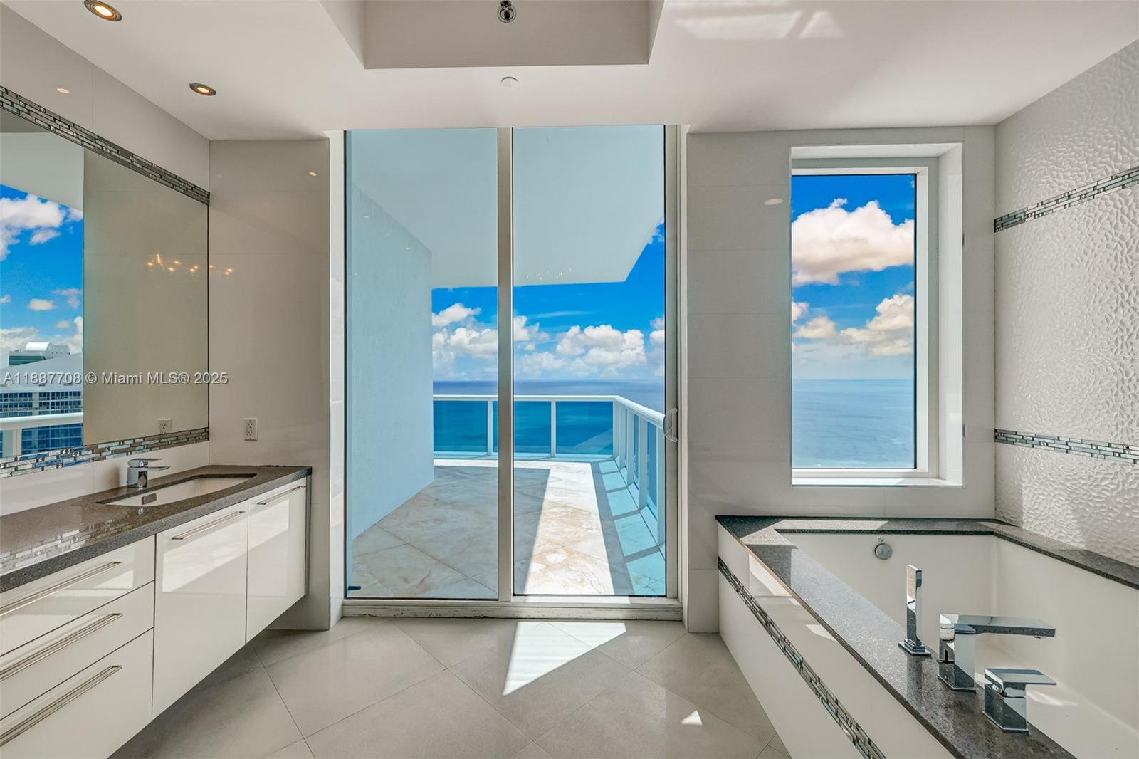 Photo of 2711 Ocean Dr  #3705, Hollywood, Florida, 33019 - 