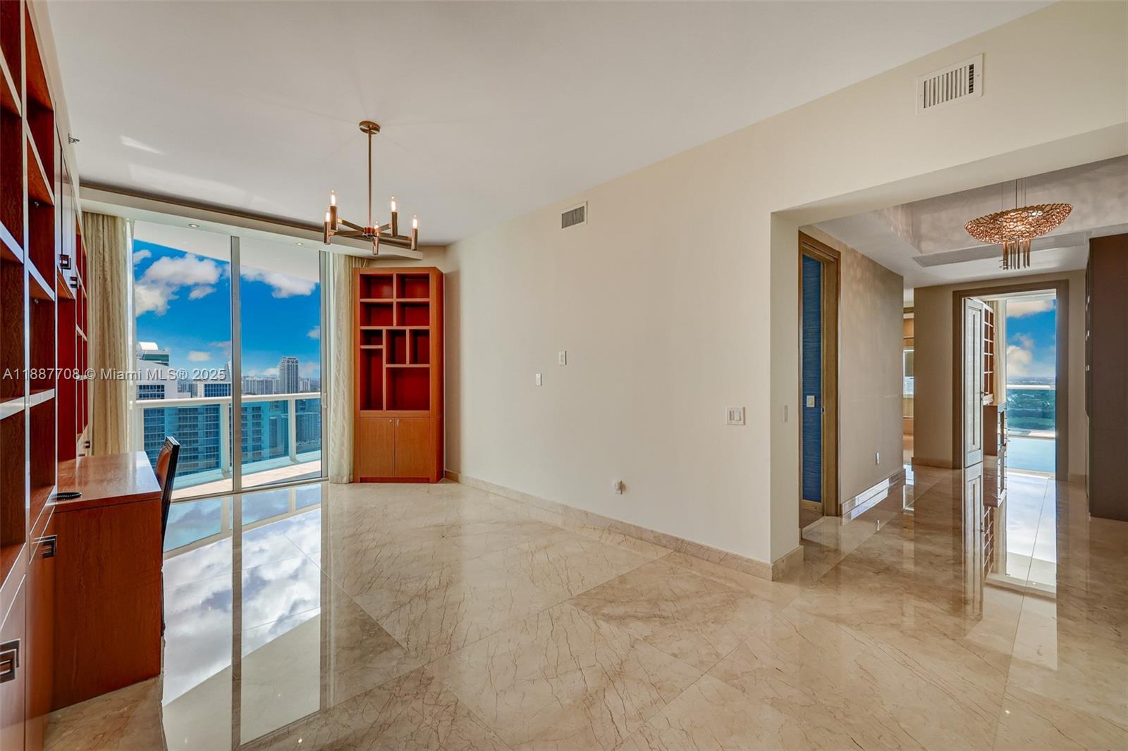 Photo of 2711 Ocean Dr  #3705, Hollywood, Florida, 33019 - 