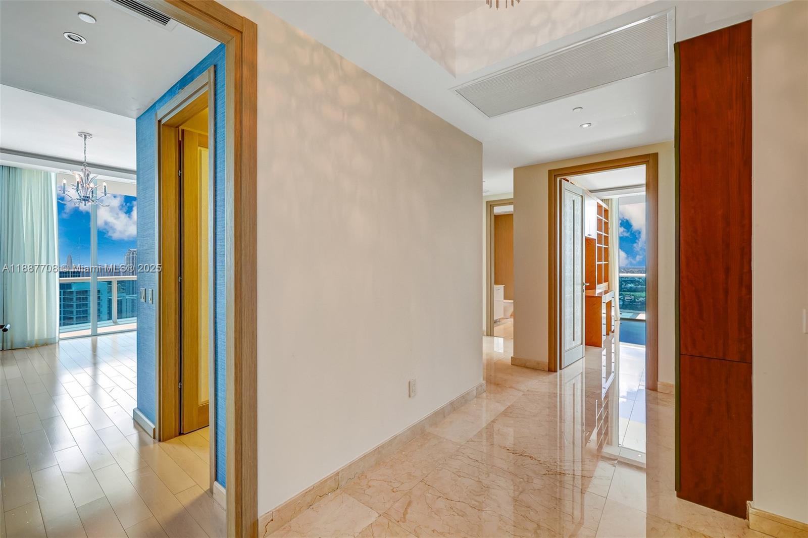 Photo of 2711 Ocean Dr  #3705, Hollywood, Florida, 33019 - 