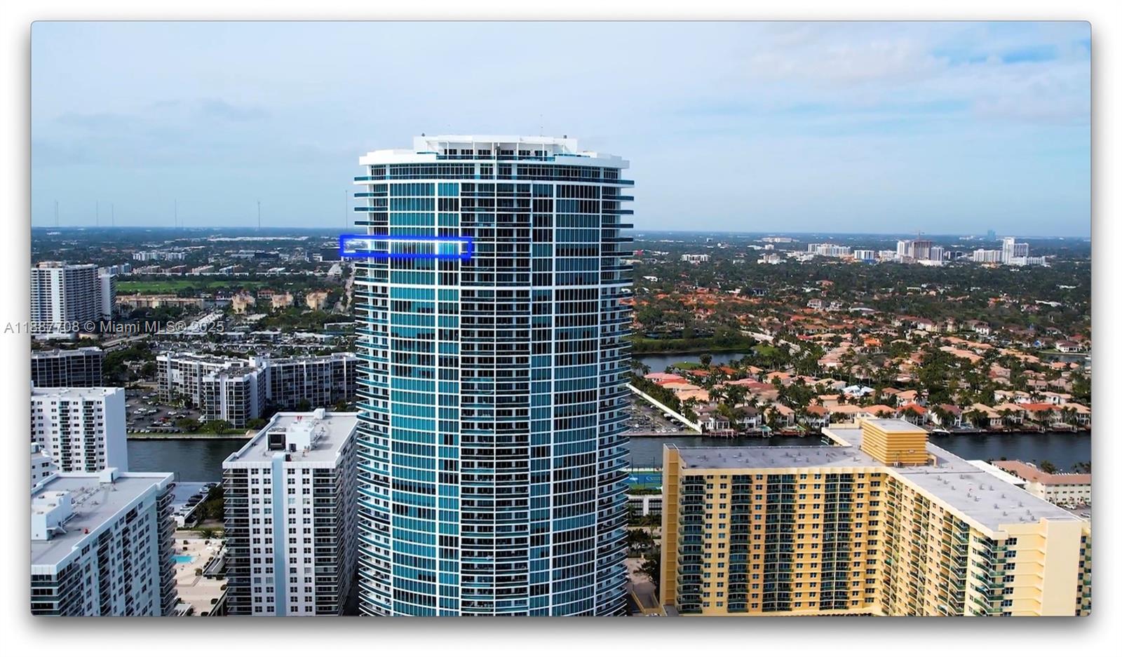 Photo of 2711 Ocean Dr  #3705, Hollywood, Florida, 33019 - 