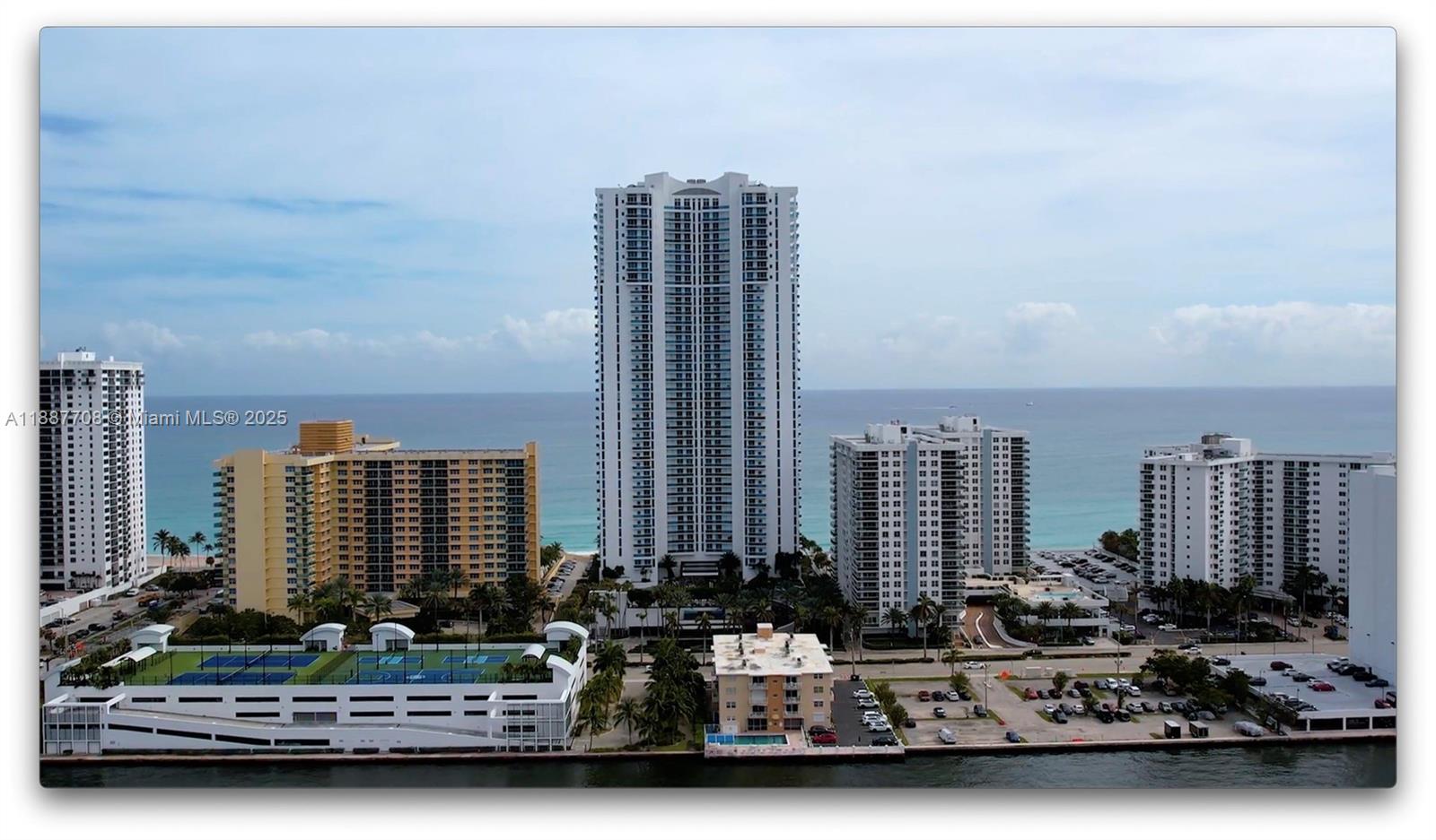 Photo of 2711 Ocean Dr  #3705, Hollywood, Florida, 33019 - 