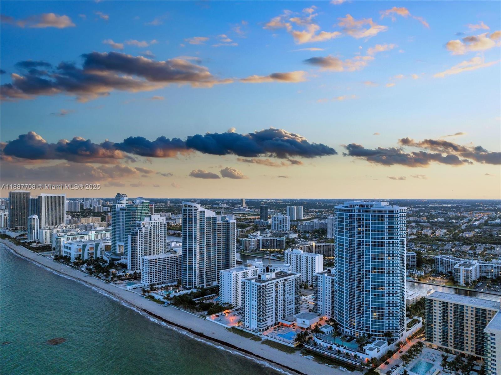 Photo of 2711 Ocean Dr  #3705, Hollywood, Florida, 33019 - 