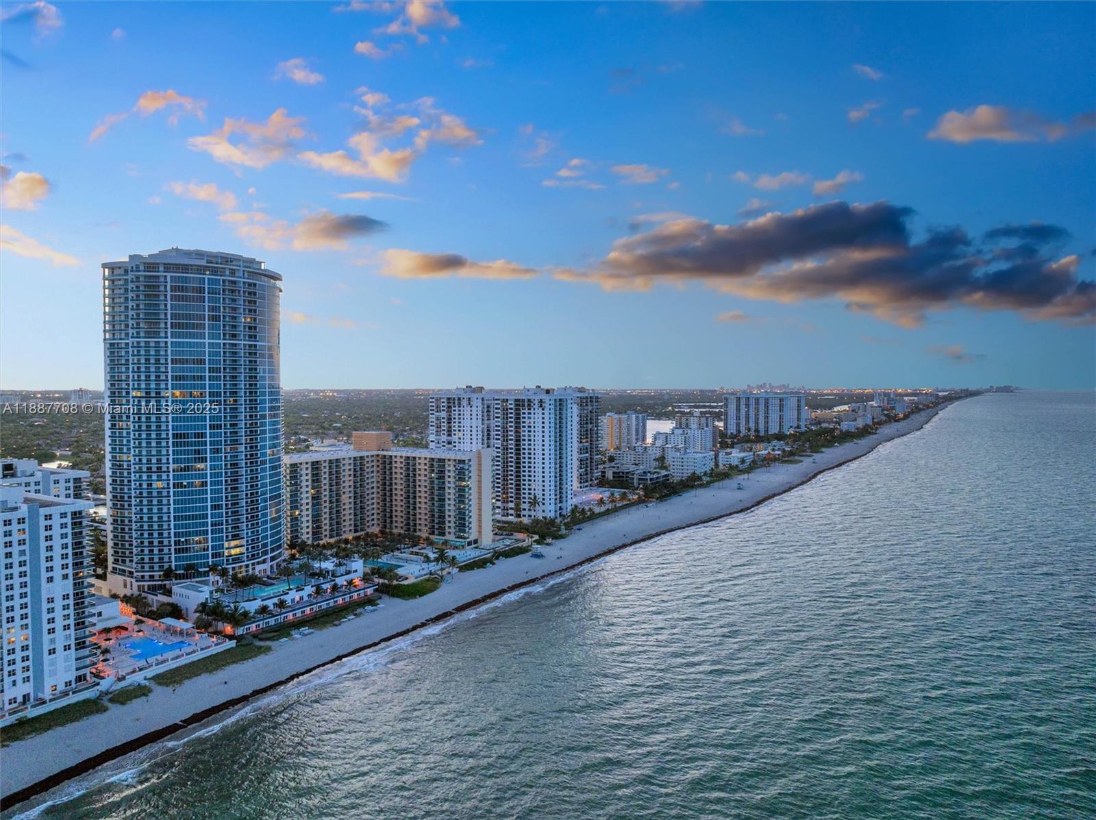 Photo of 2711 Ocean Dr  #3705, Hollywood, Florida, 33019 - 