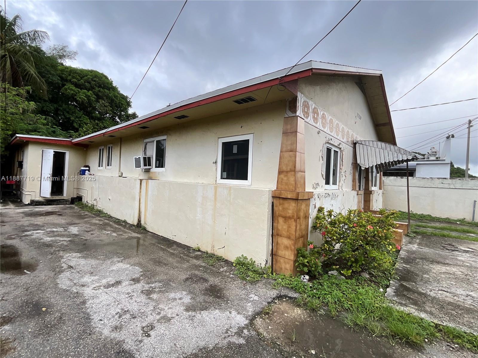 See details / 1677 sq. ft. $ 2025-09-30 0 Photo