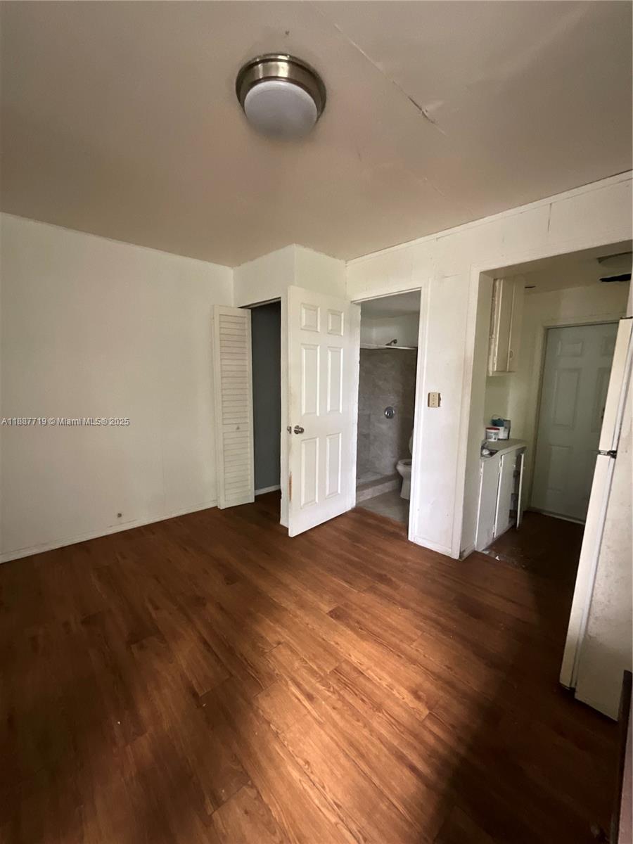 See details / 1677 sq. ft. $ 2025-09-30 0 Photo