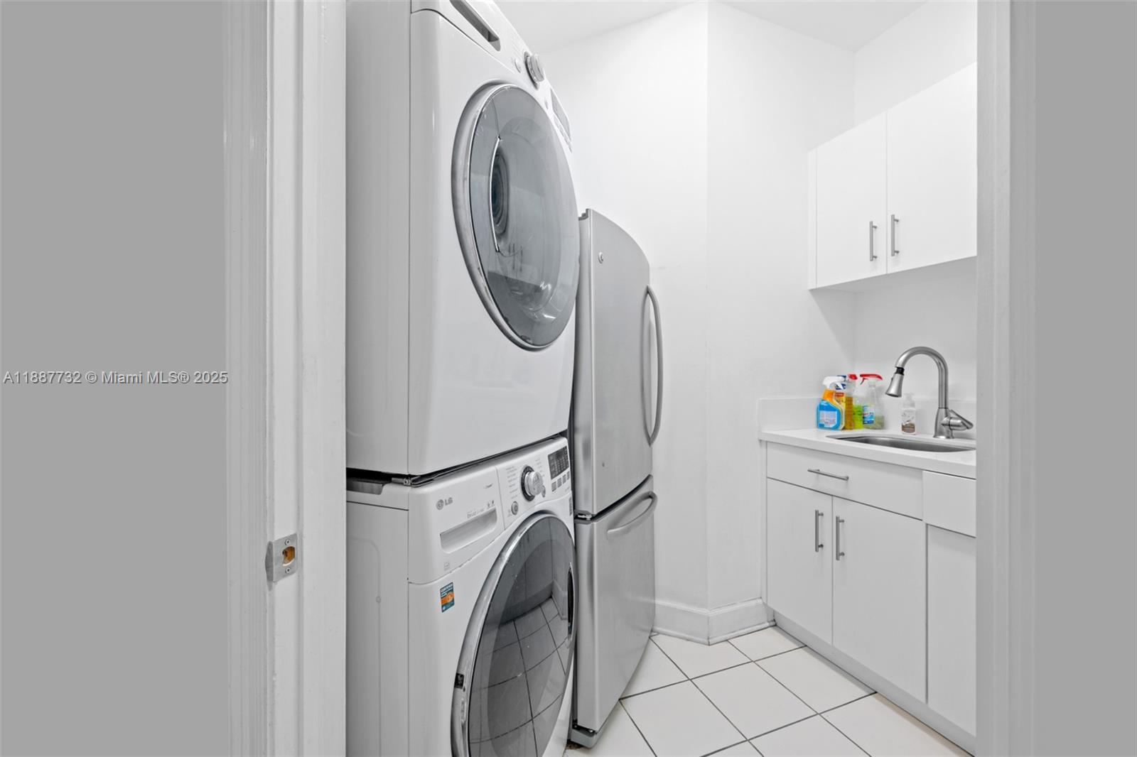 Photo of 19460 39th Ct  (19460), Sunny Isles Beach, Florida, 33160 - 