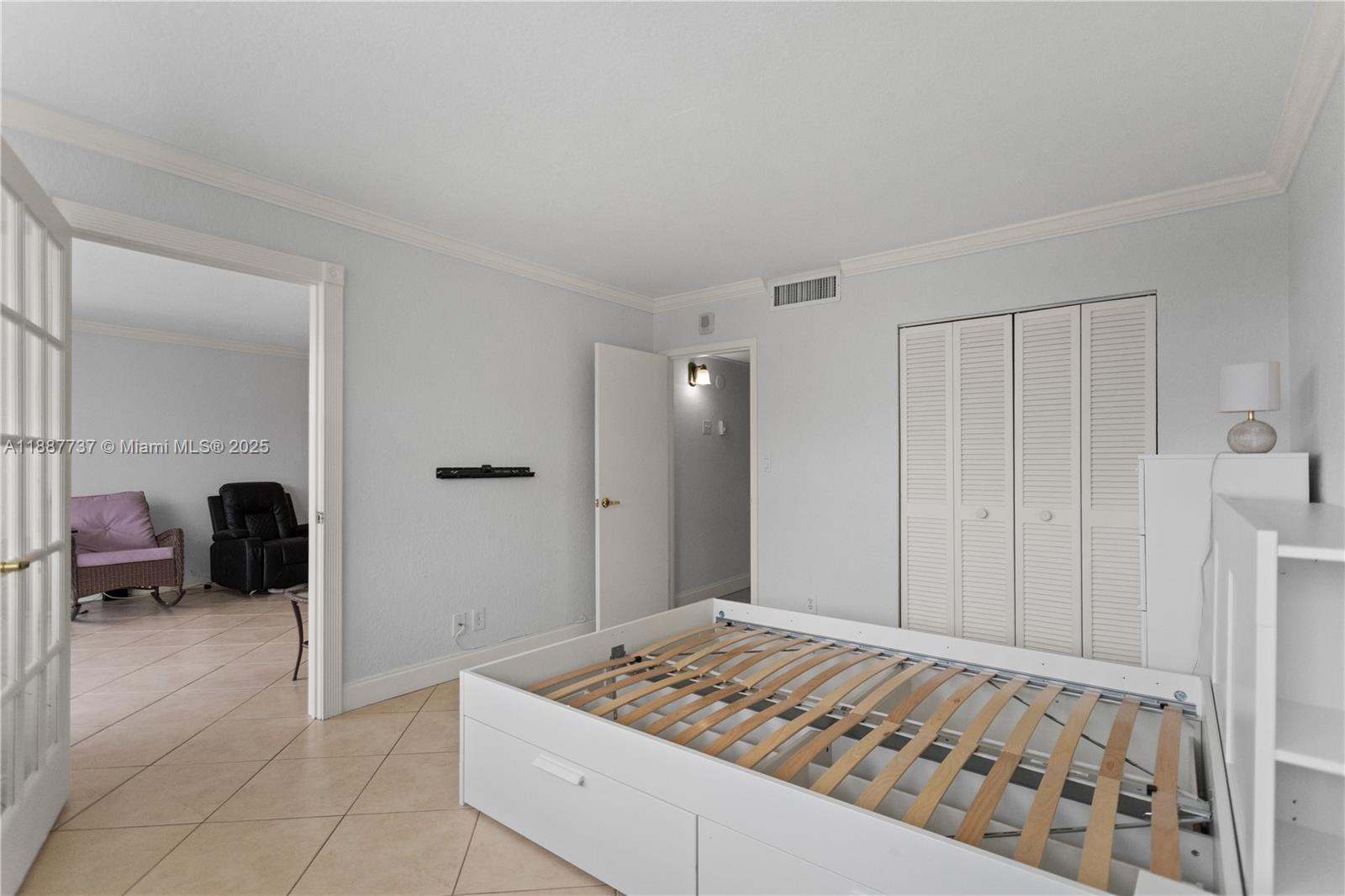 Photo of 2030 Ocean Dr  #1710, Hallandale Beach, Florida, 33009 - 