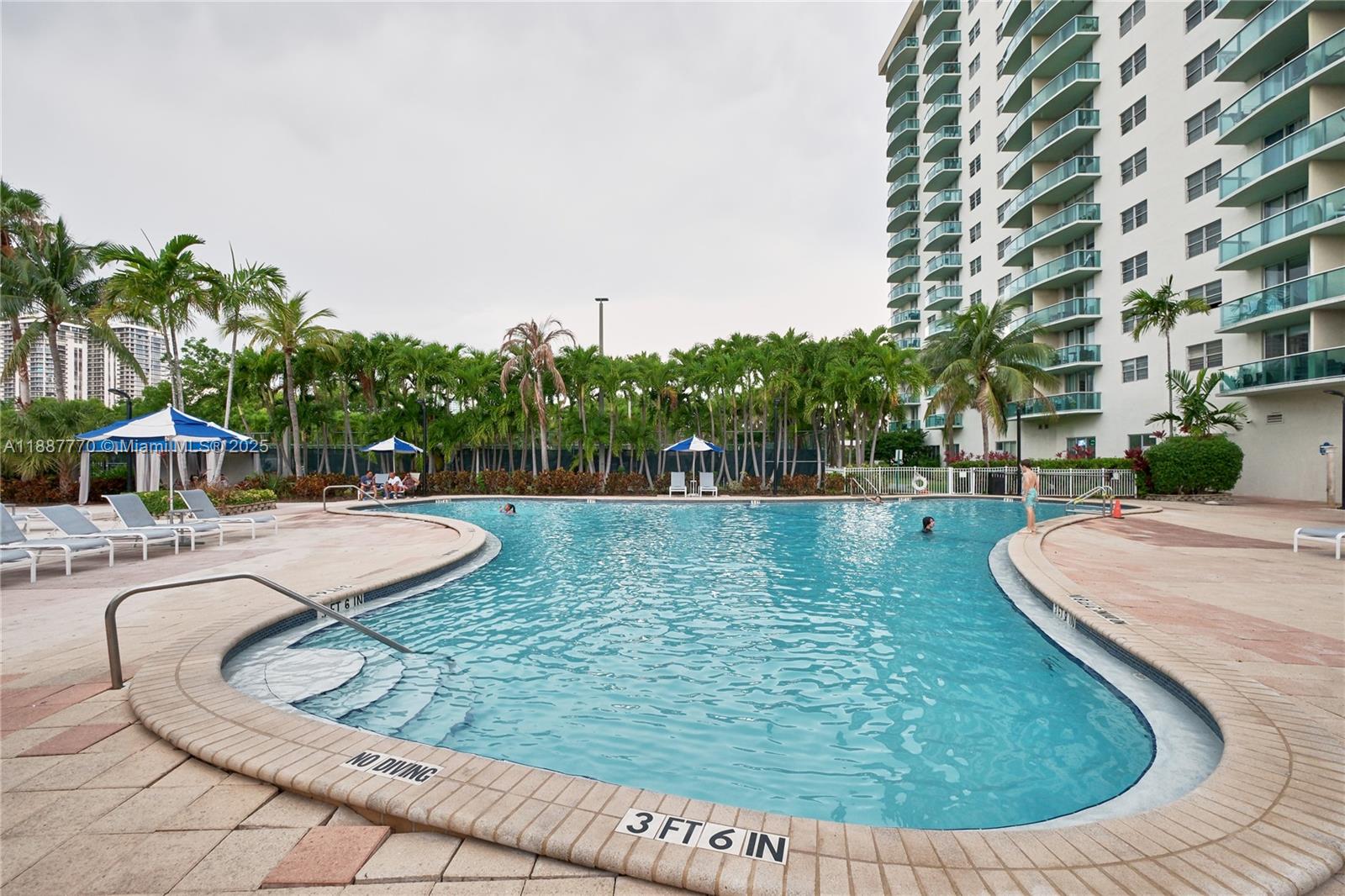 Photo of 19370 Collins Ave  #919, Sunny Isles Beach, Florida, 33160 - 