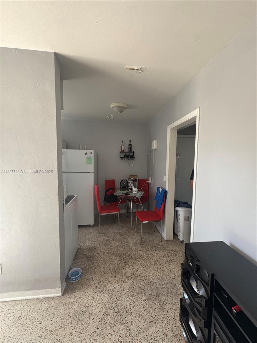   /  2135 sq. ft. $ 2025-09-30 0 Photo