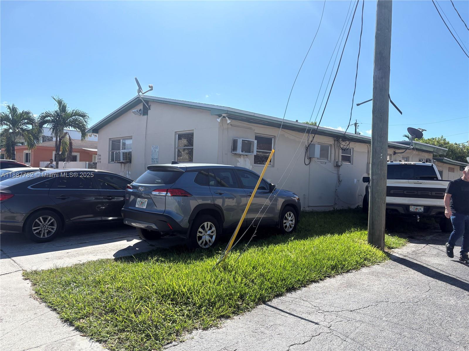   /  2135 sq. ft. $ 2025-09-30 0 Photo