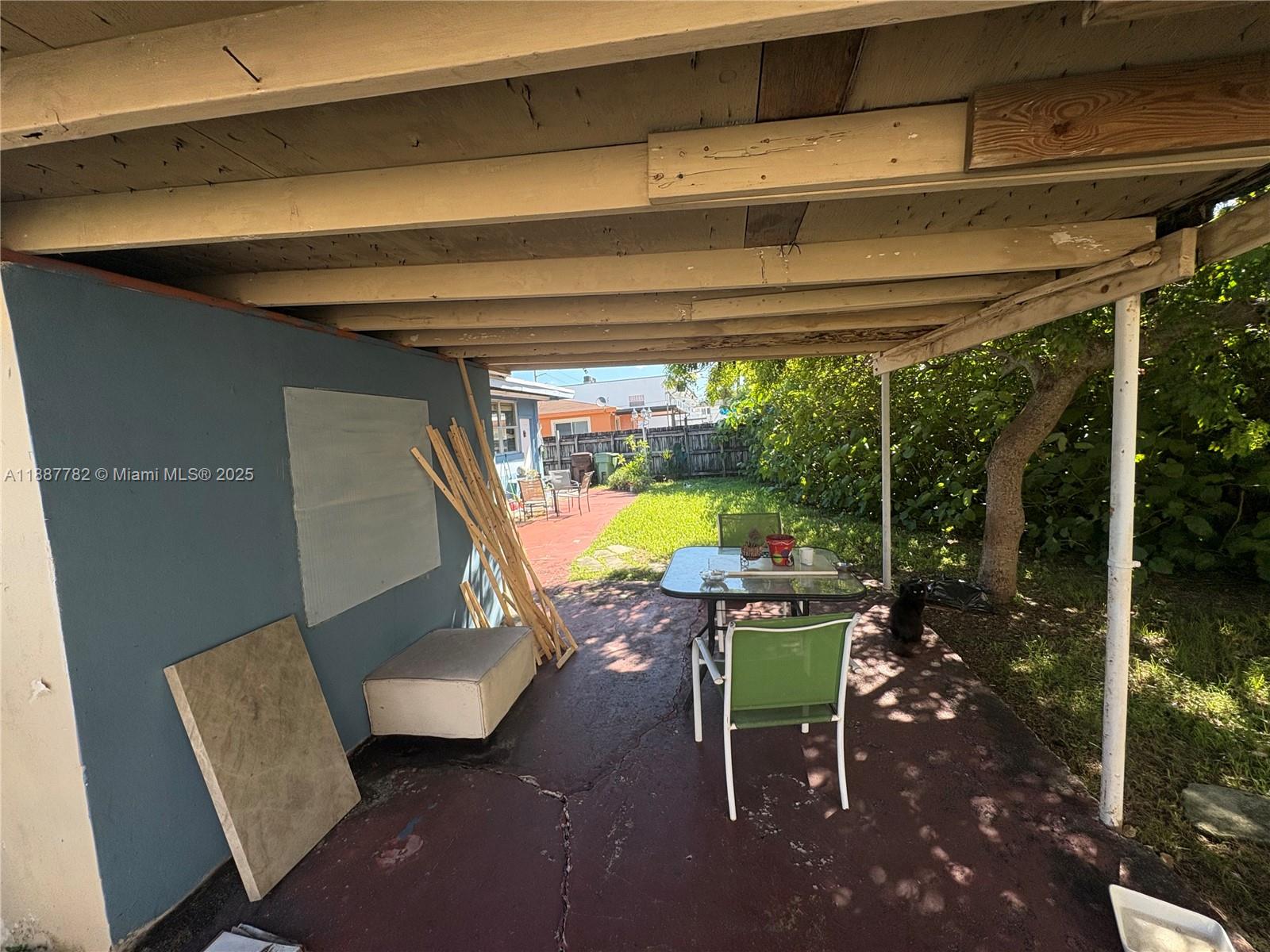   /  2135 sq. ft. $ 2025-09-30 0 Photo