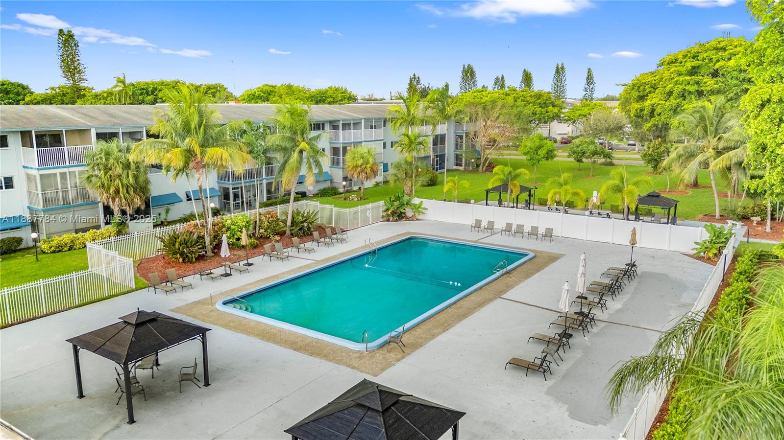 101 2 / 2 992 sq. ft. $ 2025-09-30 0 Photo