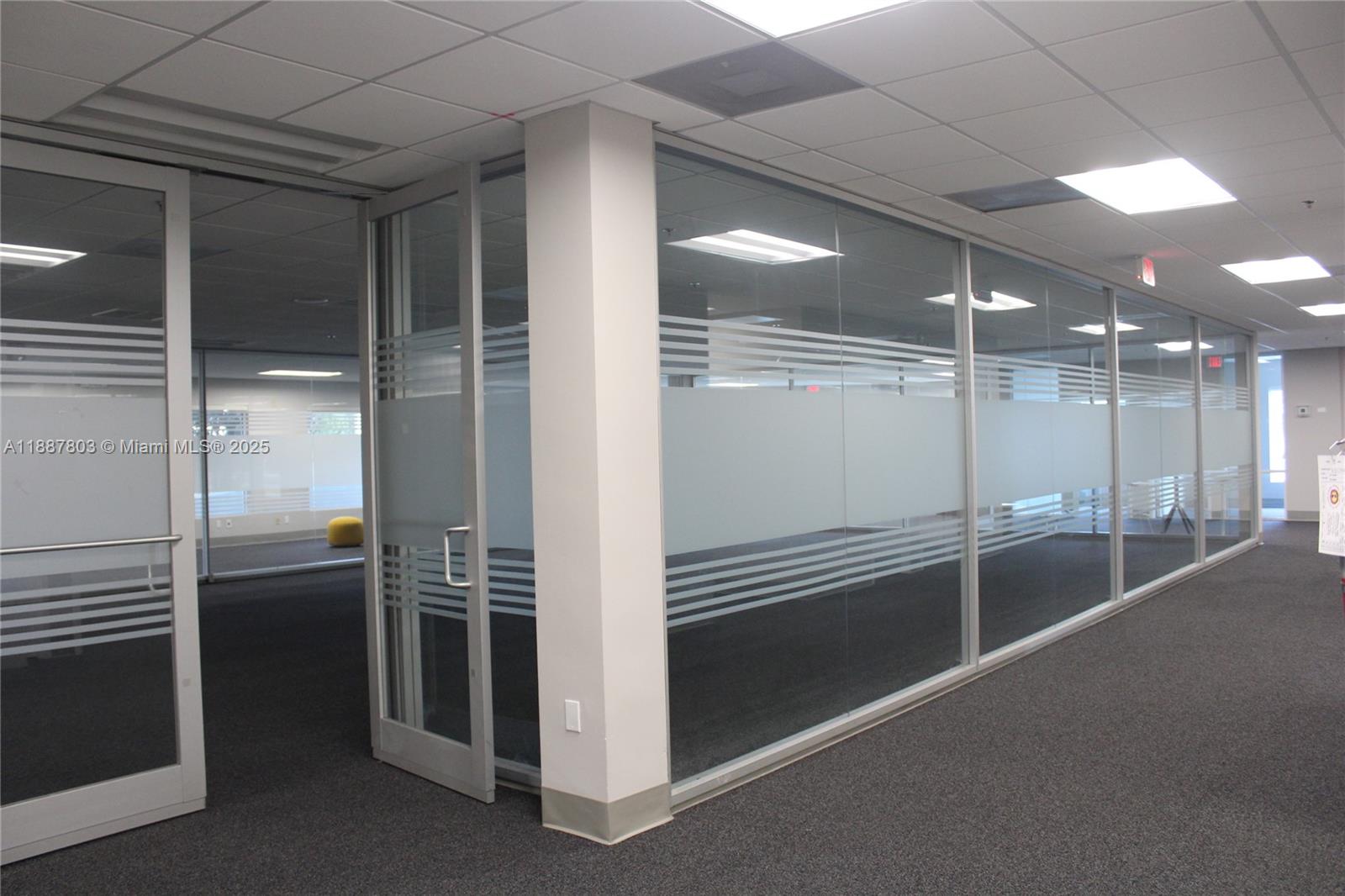   /   sq. ft. $ 2025-09-30 0 Photo