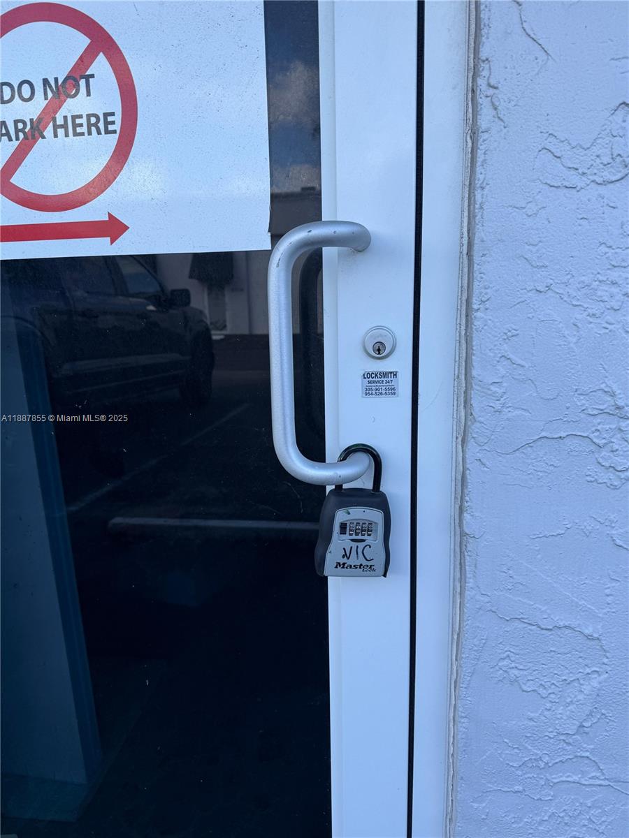 See details / sq. ft. $ 2025-10-01 0 Photo