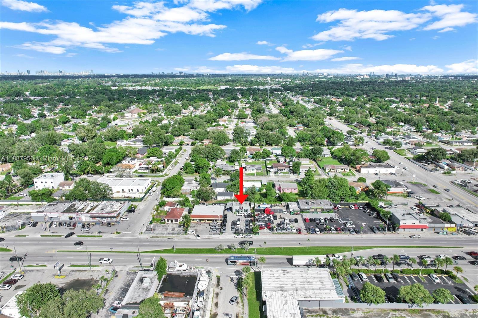   /   кв.футов $ 2025-10-01 0 Фото