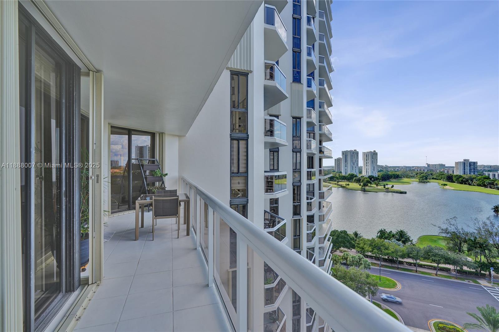 Photo of 20185 Country Club Dr  #1409, Aventura, Florida, 33180 - 