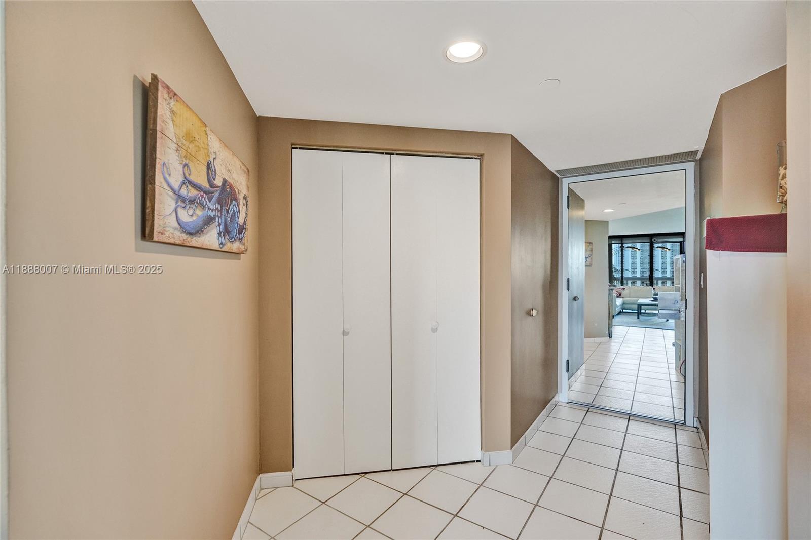 Photo of 20185 Country Club Dr  #1409, Aventura, Florida, 33180 - 