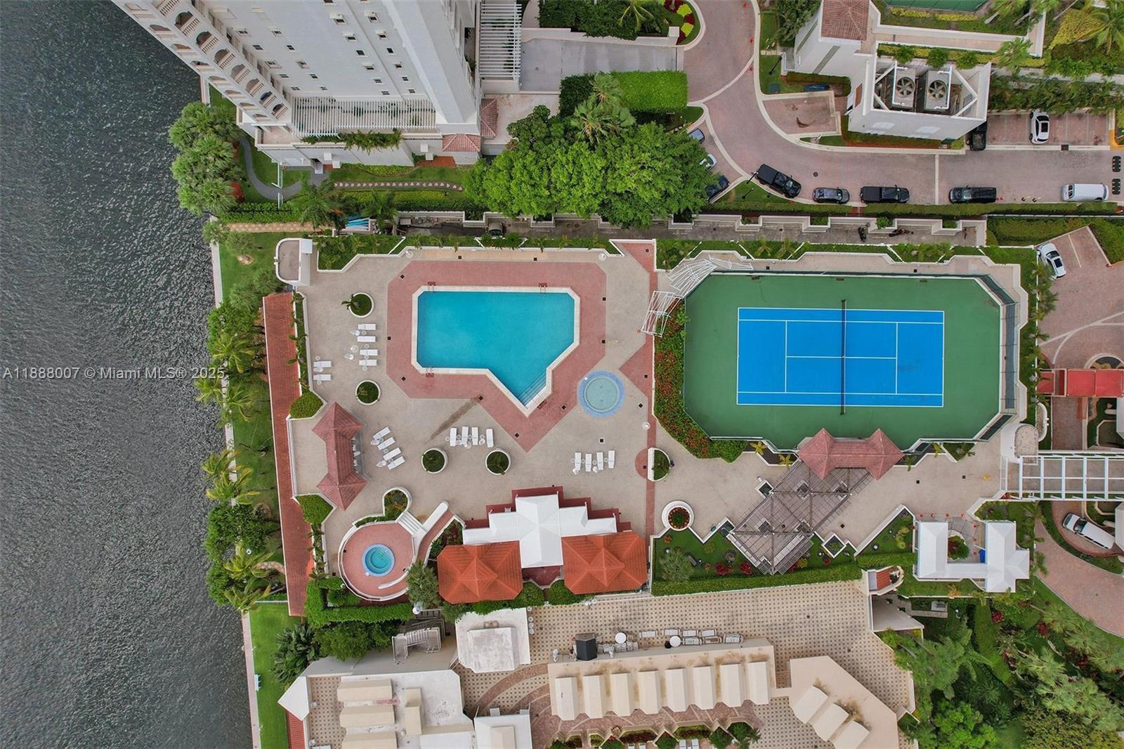 Photo of 20185 Country Club Dr  #1409, Aventura, Florida, 33180 - 