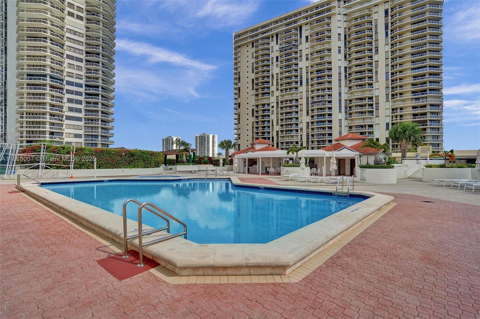 Photo of 20185 Country Club Dr  #1409, Aventura, Florida, 33180 - 