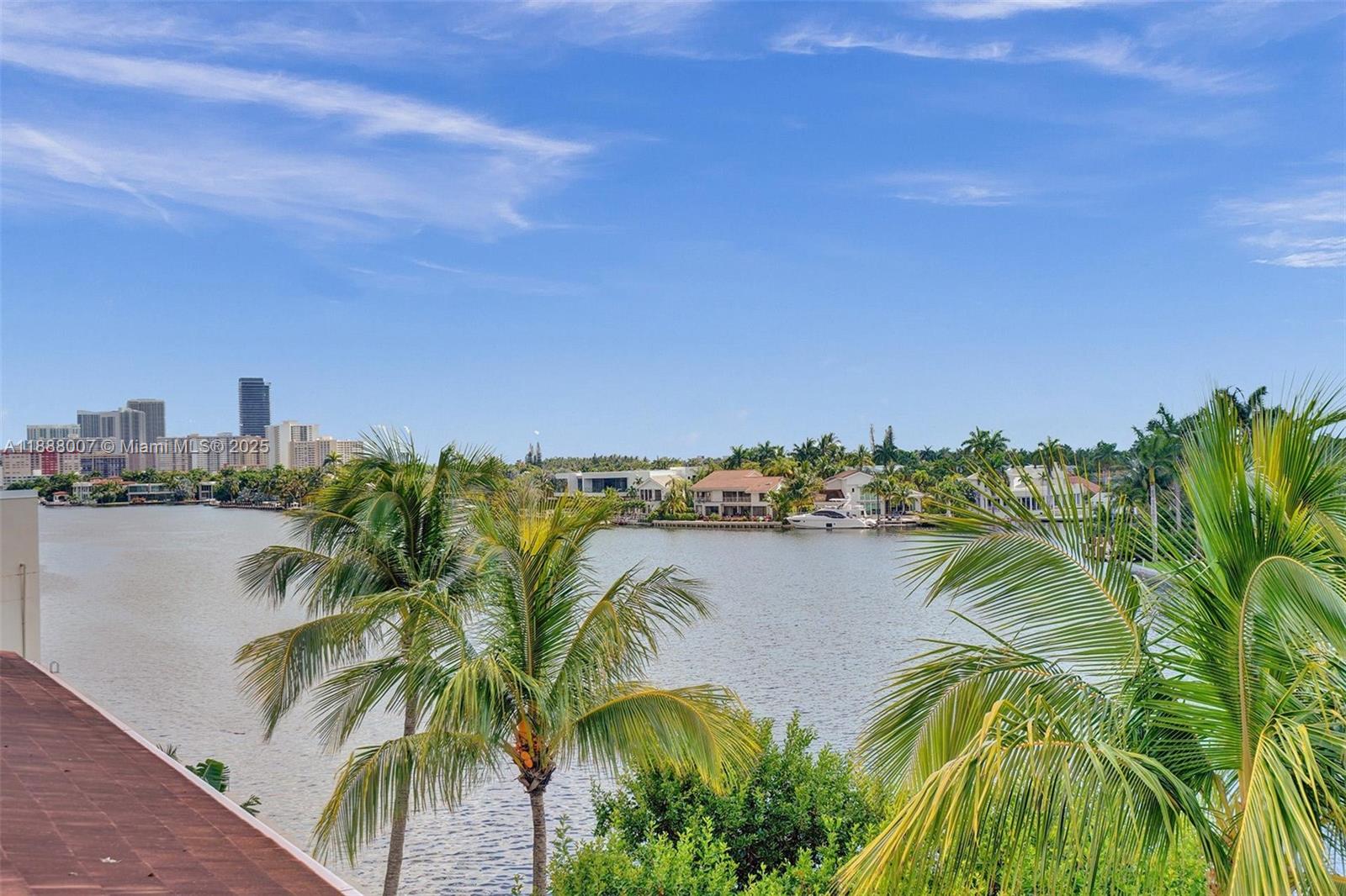 Photo of 20185 Country Club Dr  #1409, Aventura, Florida, 33180 - 