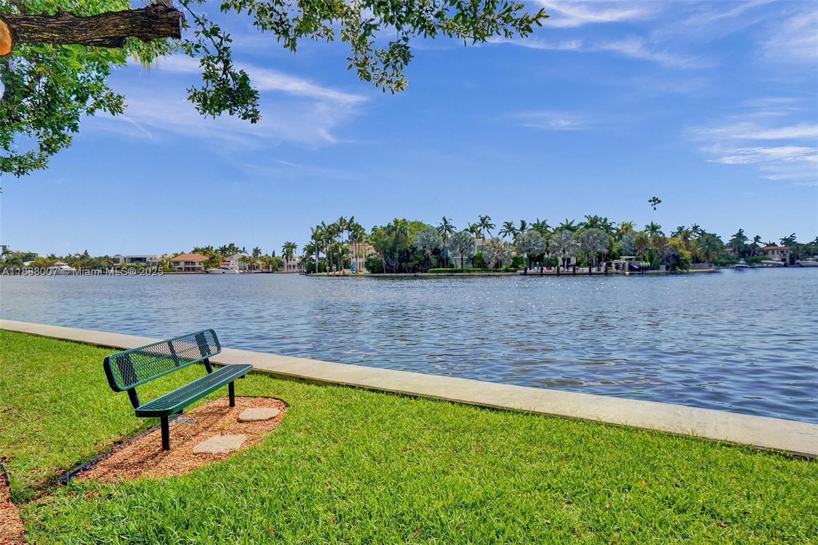 Photo of 20185 Country Club Dr  #1409, Aventura, Florida, 33180 - 