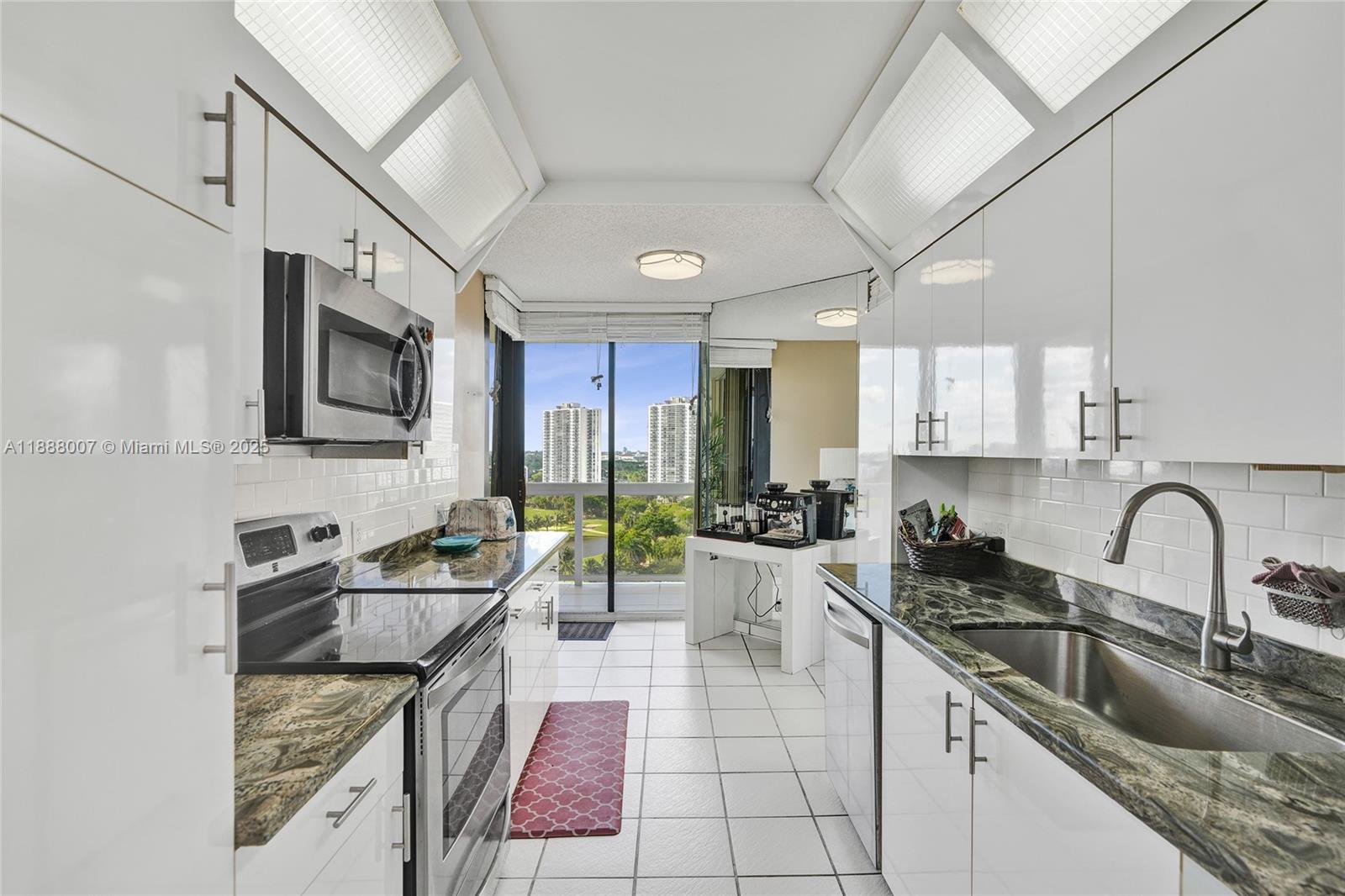 Photo of 20185 Country Club Dr  #1409, Aventura, Florida, 33180 - 
