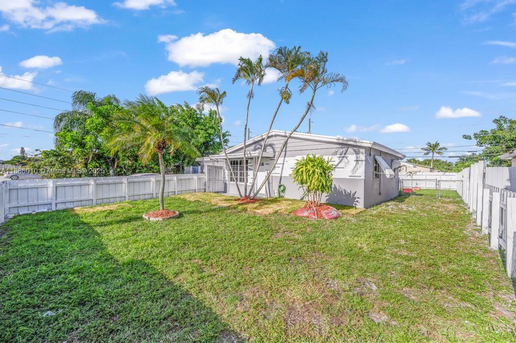   /  1009 sq. ft. $ 2025-10-01 0 Photo