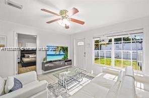   /  1009 sq. ft. $ 2025-10-01 0 Photo