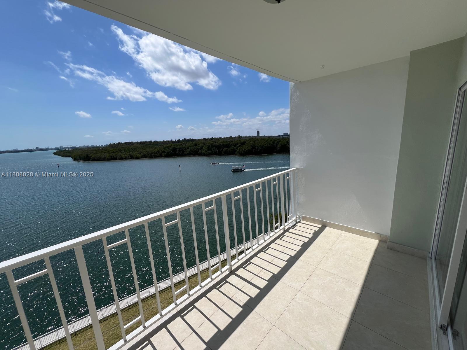 1230 2 / 2 1120 sq. ft. $ 2025-10-01 0 Photo