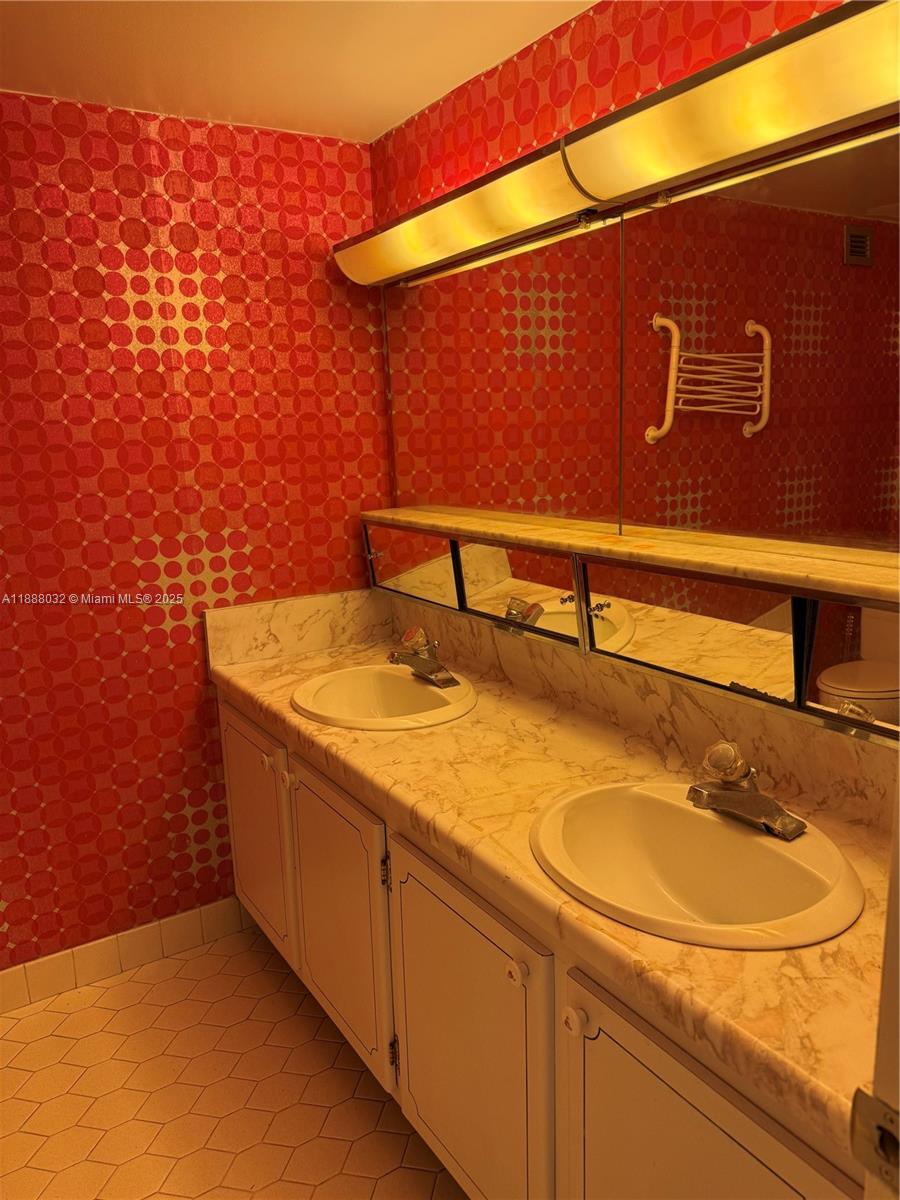 Photo of 1849 Ocean Dr  #201, Hallandale Beach, Florida, 33009 - 