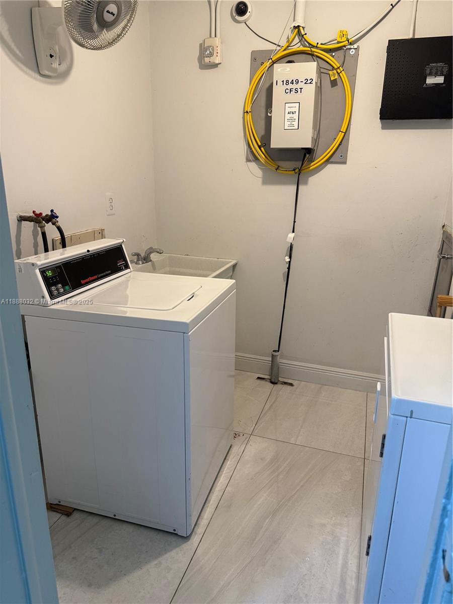 Photo of 1849 Ocean Dr  #201, Hallandale Beach, Florida, 33009 - 