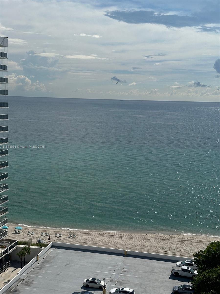 Photo of 3001 Ocean Dr  #1549, Hollywood, Florida, 33019 - 