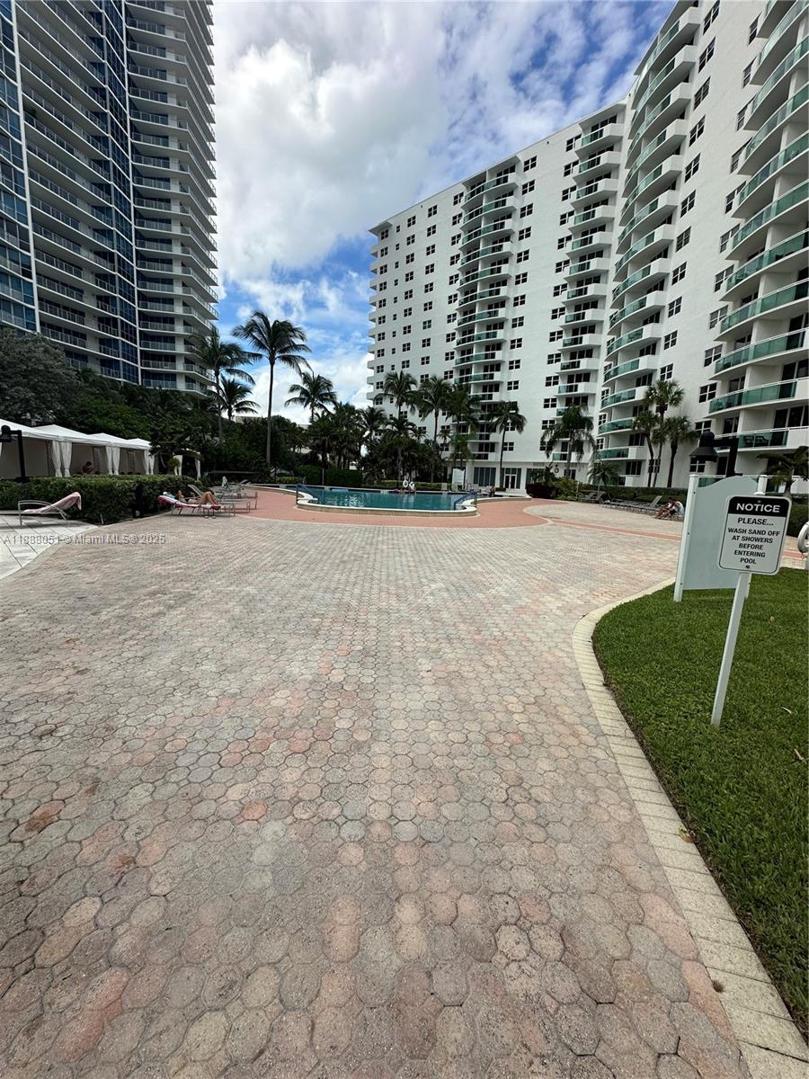 Photo of 3001 Ocean Dr  #1549, Hollywood, Florida, 33019 - 