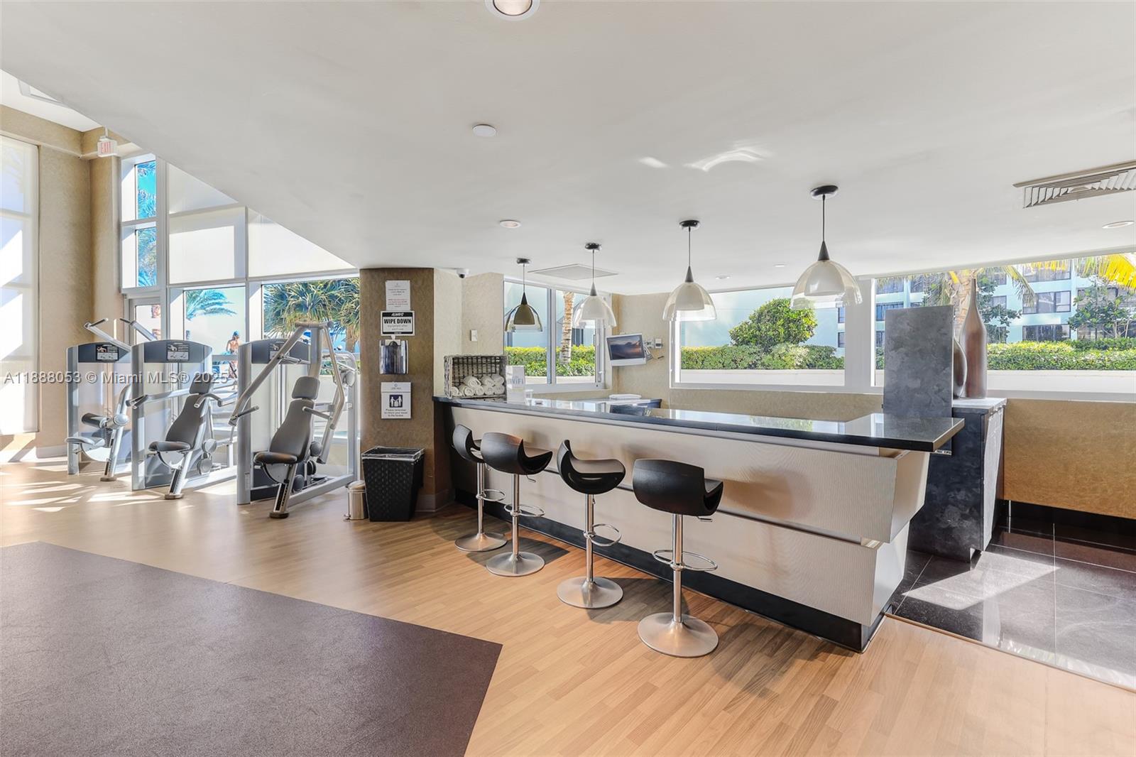 Photo of 3101 Ocean Dr  #1904, Hollywood, Florida, 33019 - 