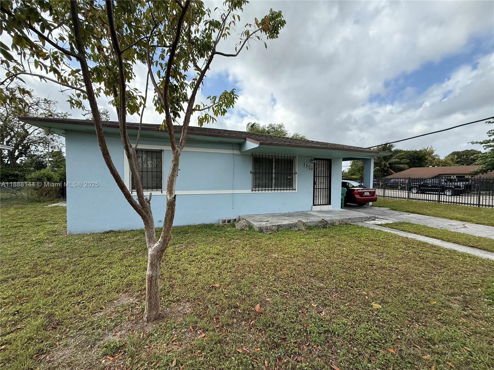   /  1590 sq. ft. $ 2025-10-01 0 Photo