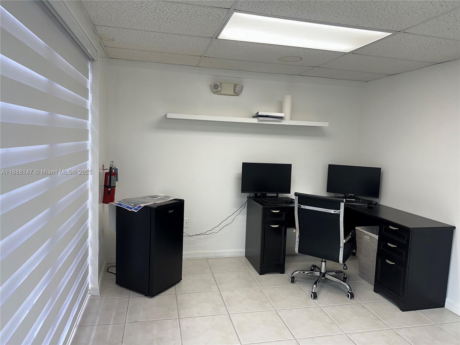 See details 101B / sq. ft. $ 2025-10-01 0 Photo