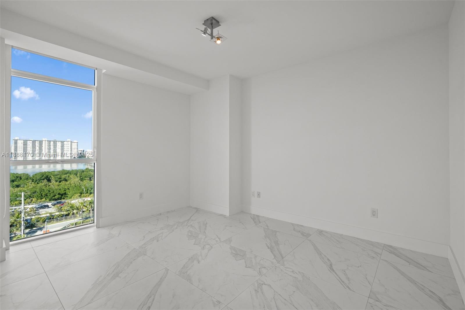 Photo of 400 Sunny Isles Blvd  #1005, Sunny Isles Beach, Florida, 33160 - 