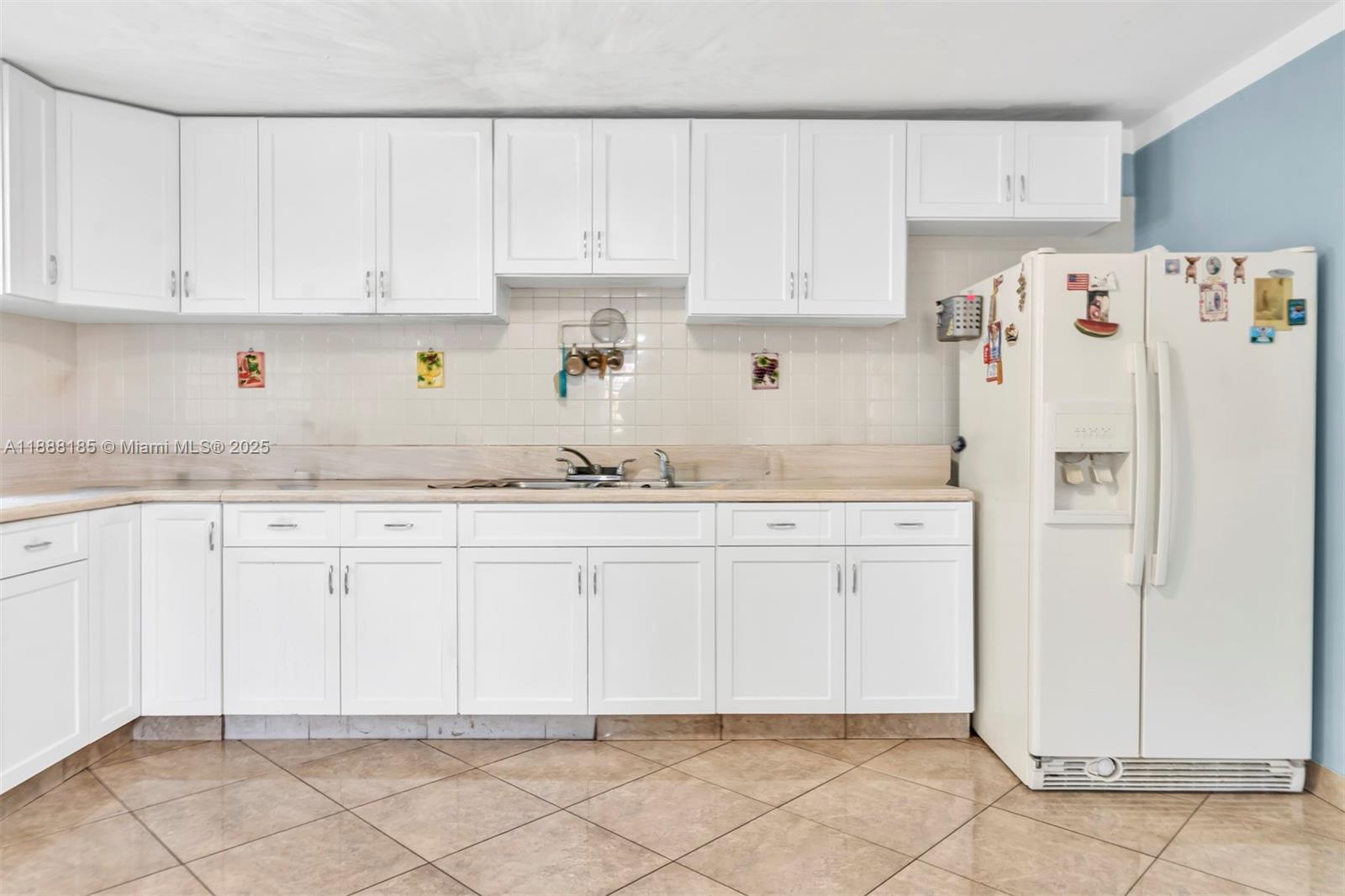 2041 3 / 3 1912 sq. ft. $ 2025-10-01 0 Photo