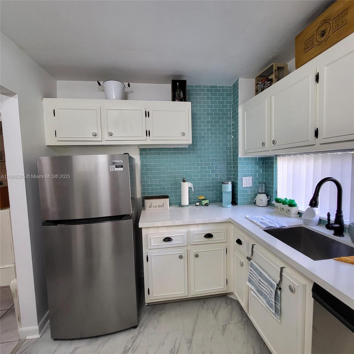Photo of 16919 Bay Rd  #309, Sunny Isles Beach, Florida, 33160 - 