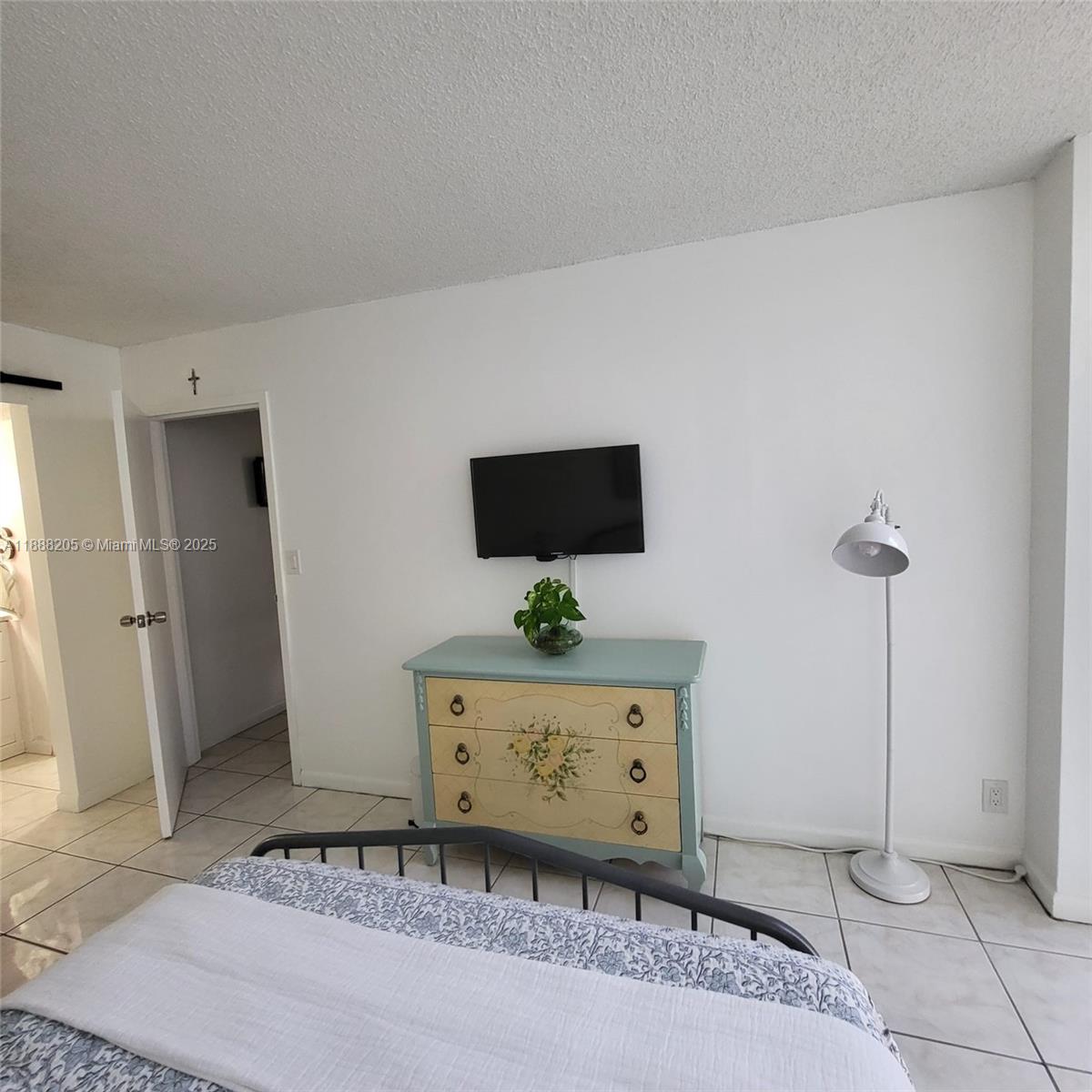 Photo of 16919 Bay Rd  #309, Sunny Isles Beach, Florida, 33160 - 
