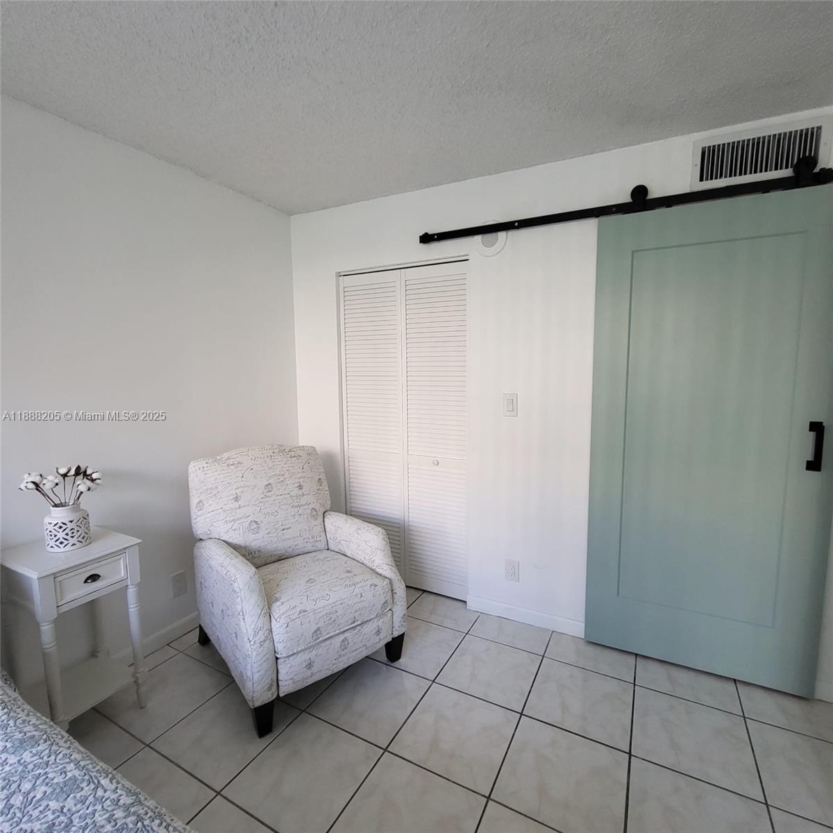 Photo of 16919 Bay Rd  #309, Sunny Isles Beach, Florida, 33160 - 