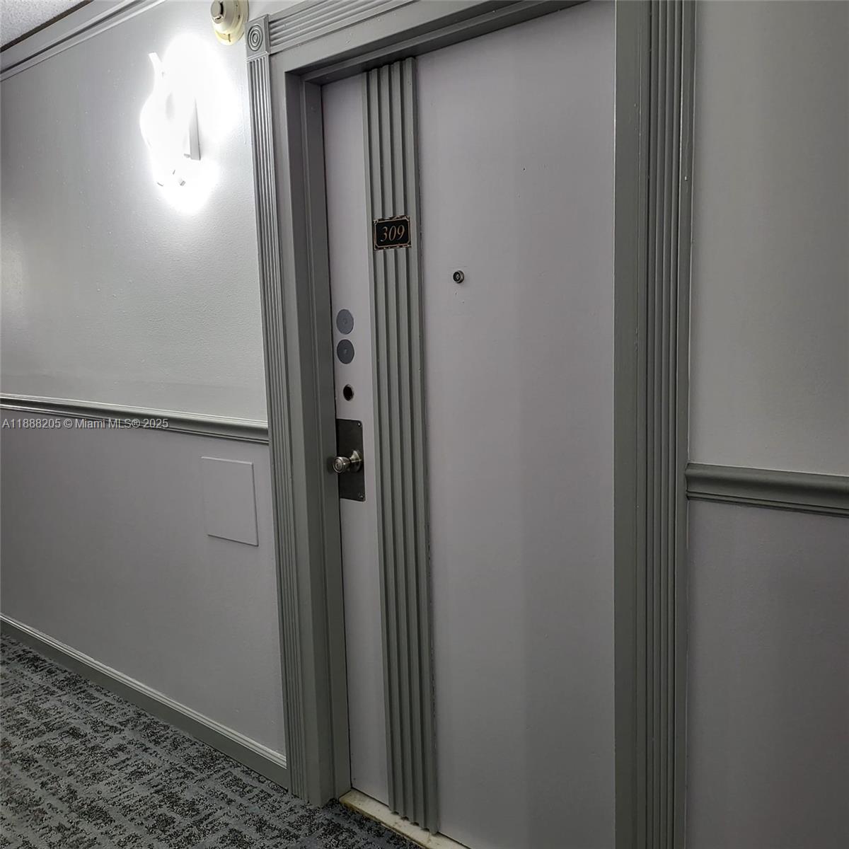 Photo of 16919 Bay Rd  #309, Sunny Isles Beach, Florida, 33160 - 